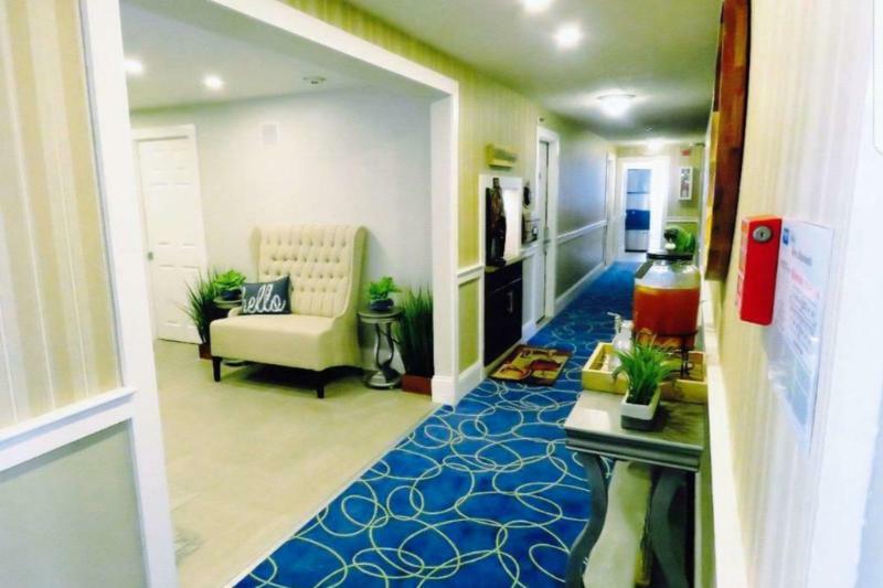 Rodeway Inn بروكتون المظهر الخارجي الصورة